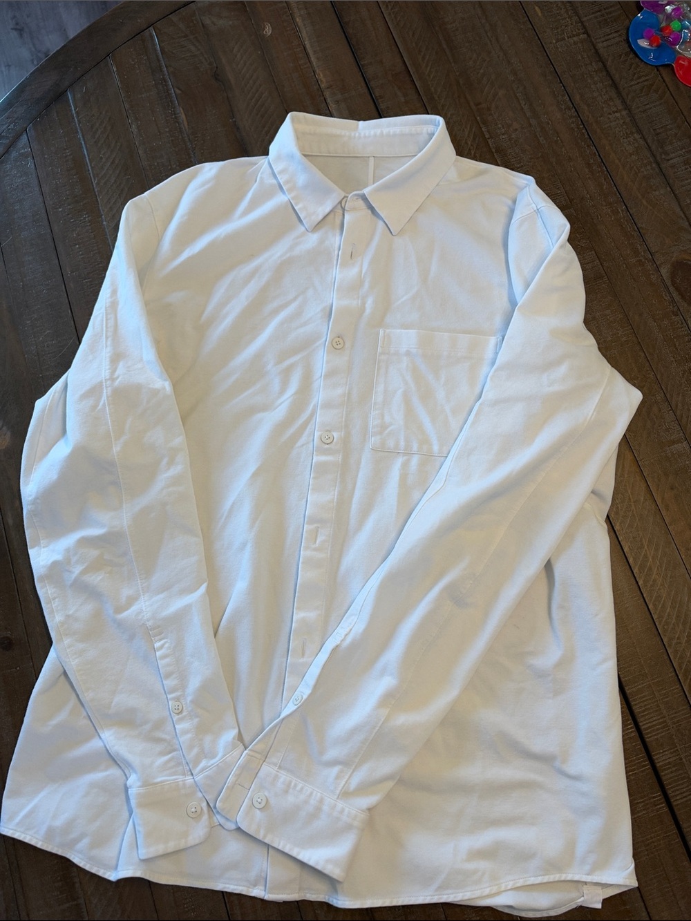 Classic Men's White Button-Down Shirt Lululemon